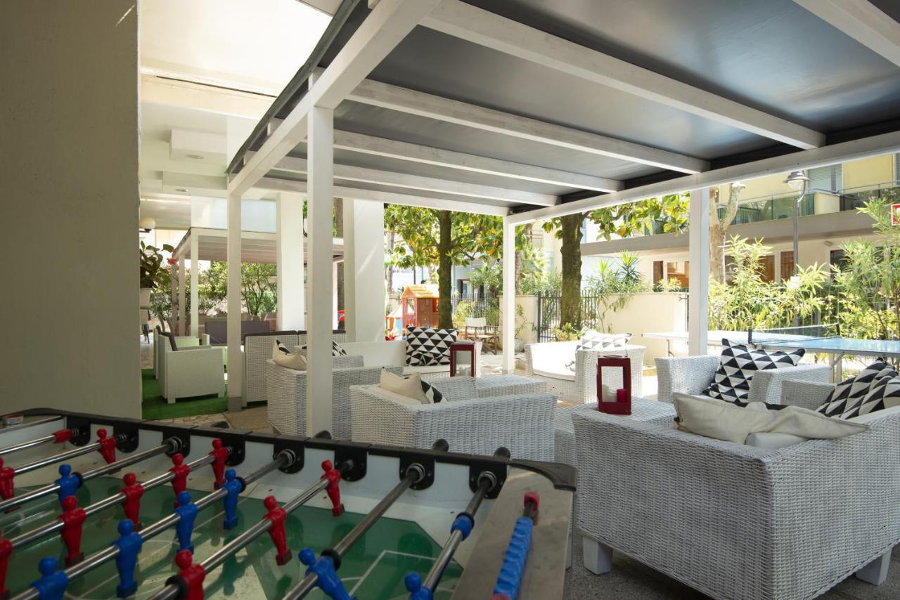 Carillon Hotel
